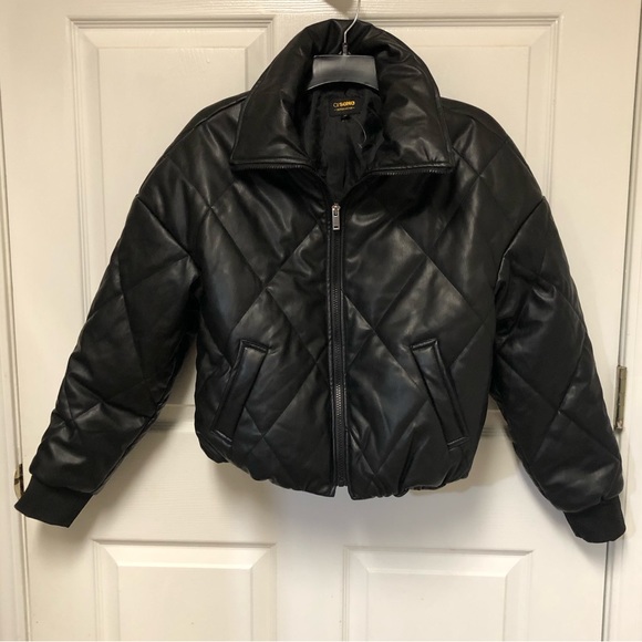 CI Sono Jackets & Blazers - CI Sono faux Leather Crop Bomber Jacket